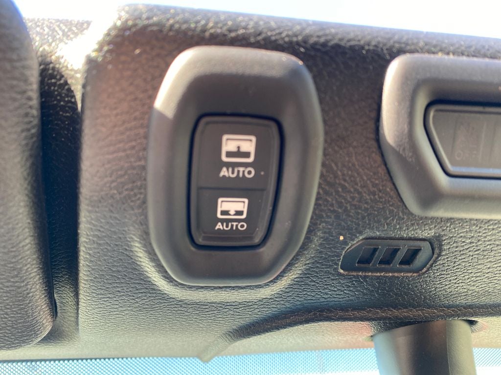 2023 Jeep Wrangler 4-Door Sahara Altitude