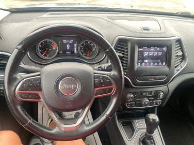 2019 Jeep Cherokee Latitude Plus FWD
