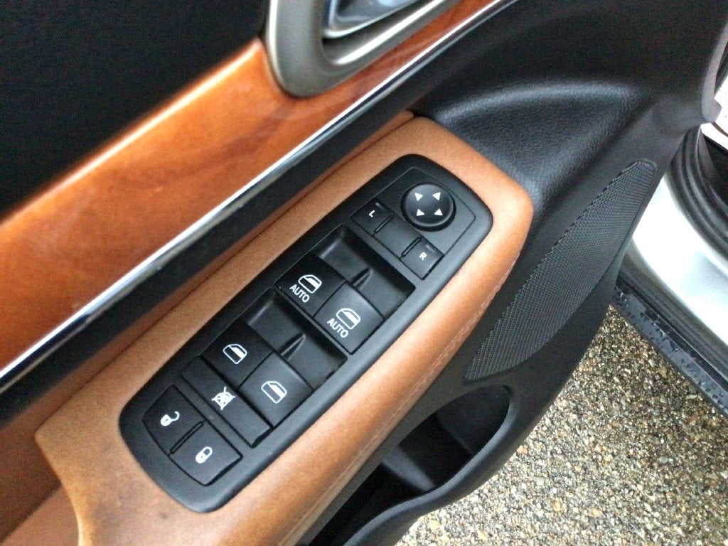 2012 Jeep Grand Cherokee Overland