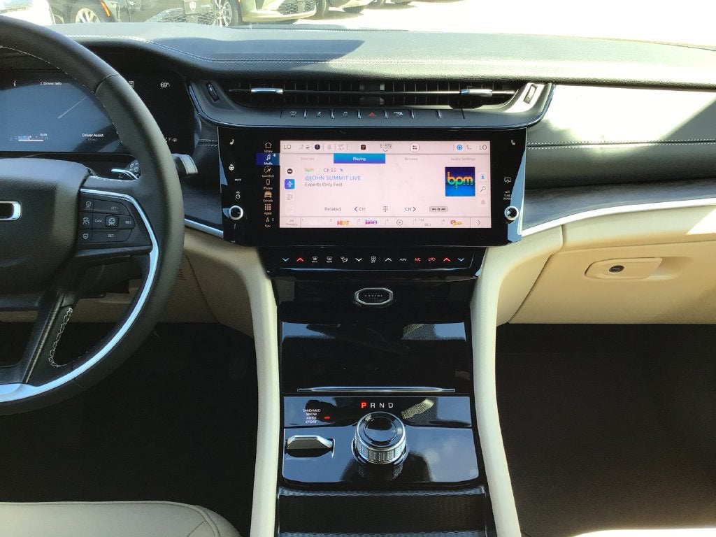 2027 Jeep Grand Cherokee Limited