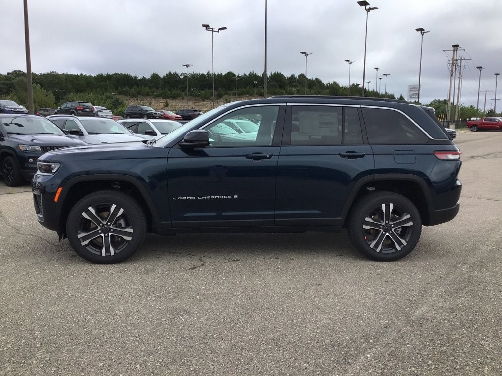2027 Jeep Grand Cherokee Limited