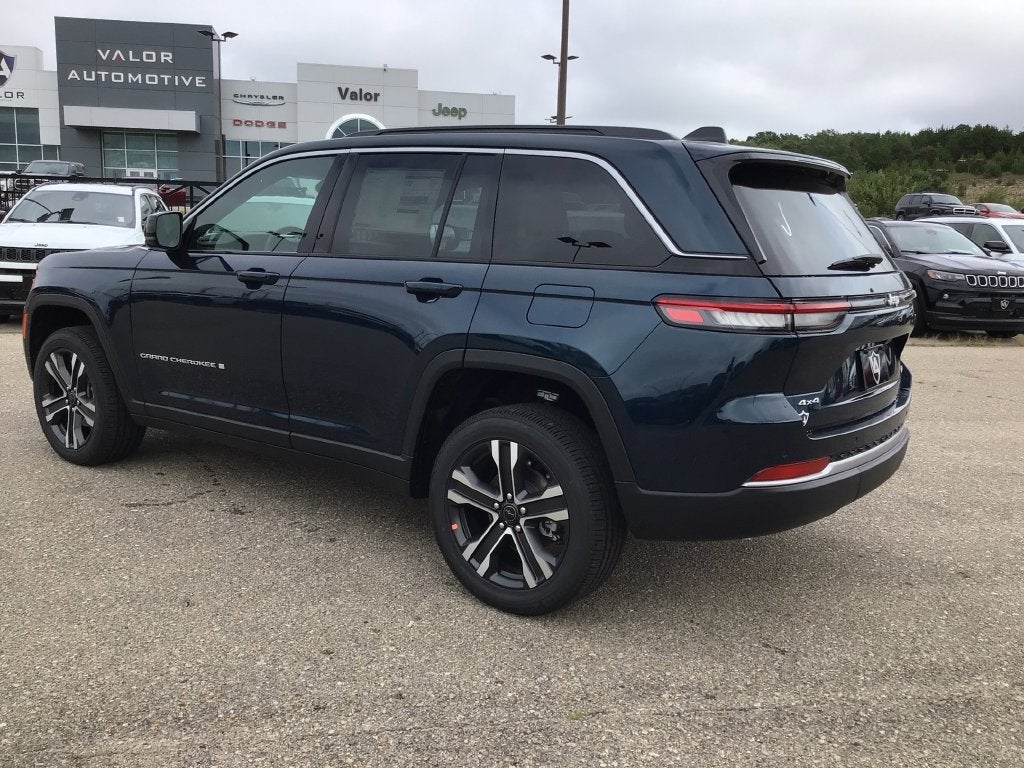 2027 Jeep Grand Cherokee Limited