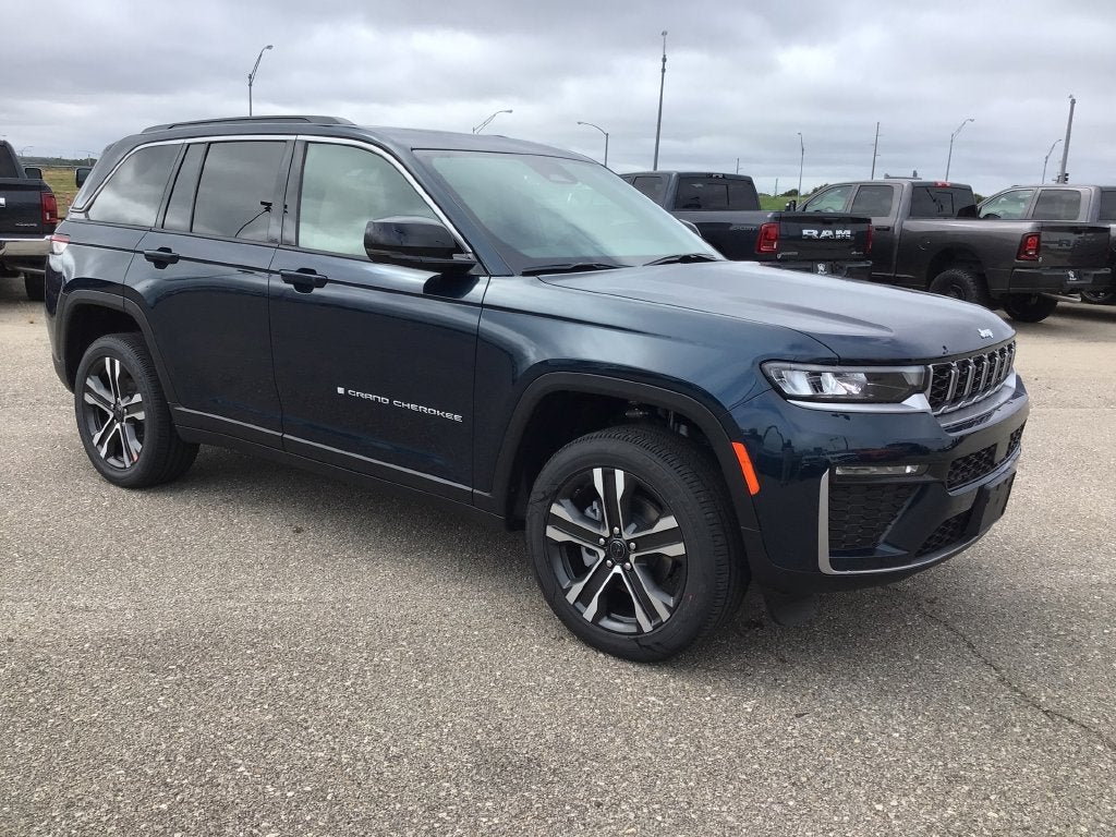 2027 Jeep Grand Cherokee Limited