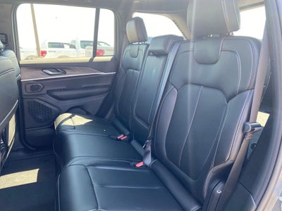 2027 Jeep Grand Cherokee Limited