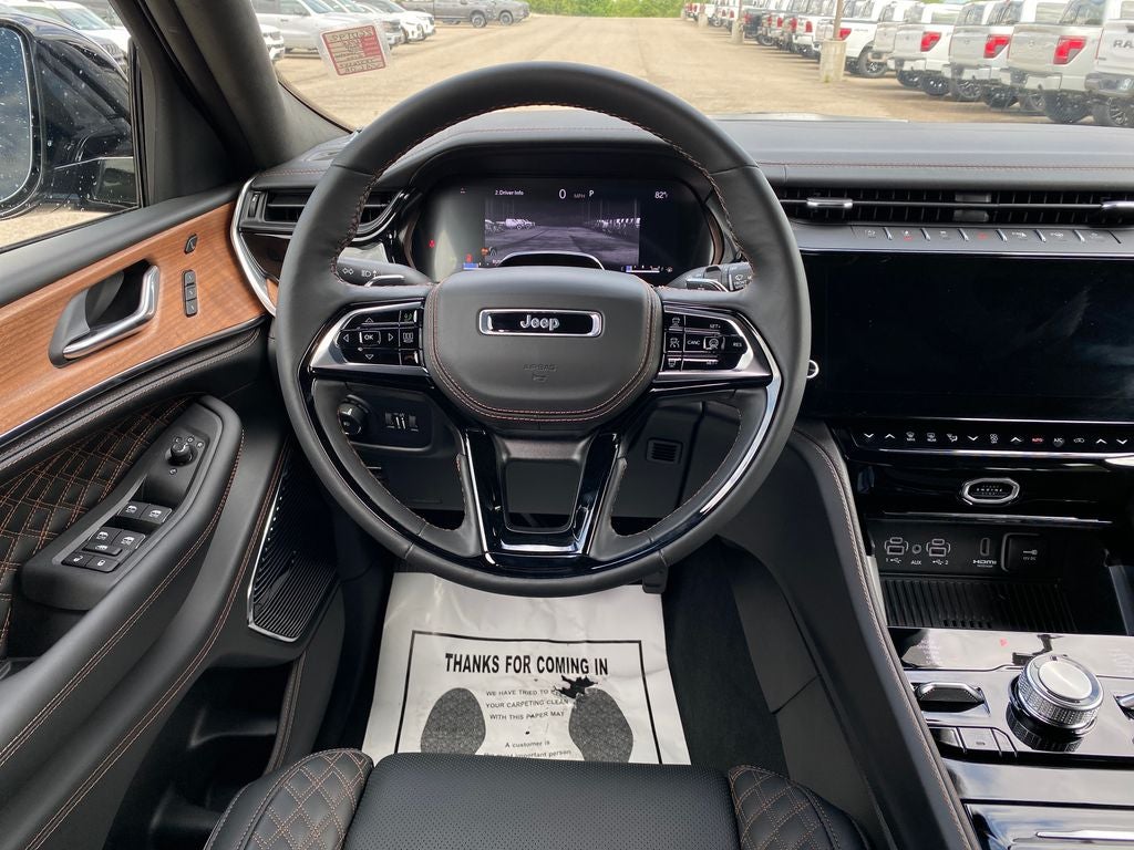 2026 Jeep Grand Cherokee GRAND CHEROKEE SUMMIT 4X4