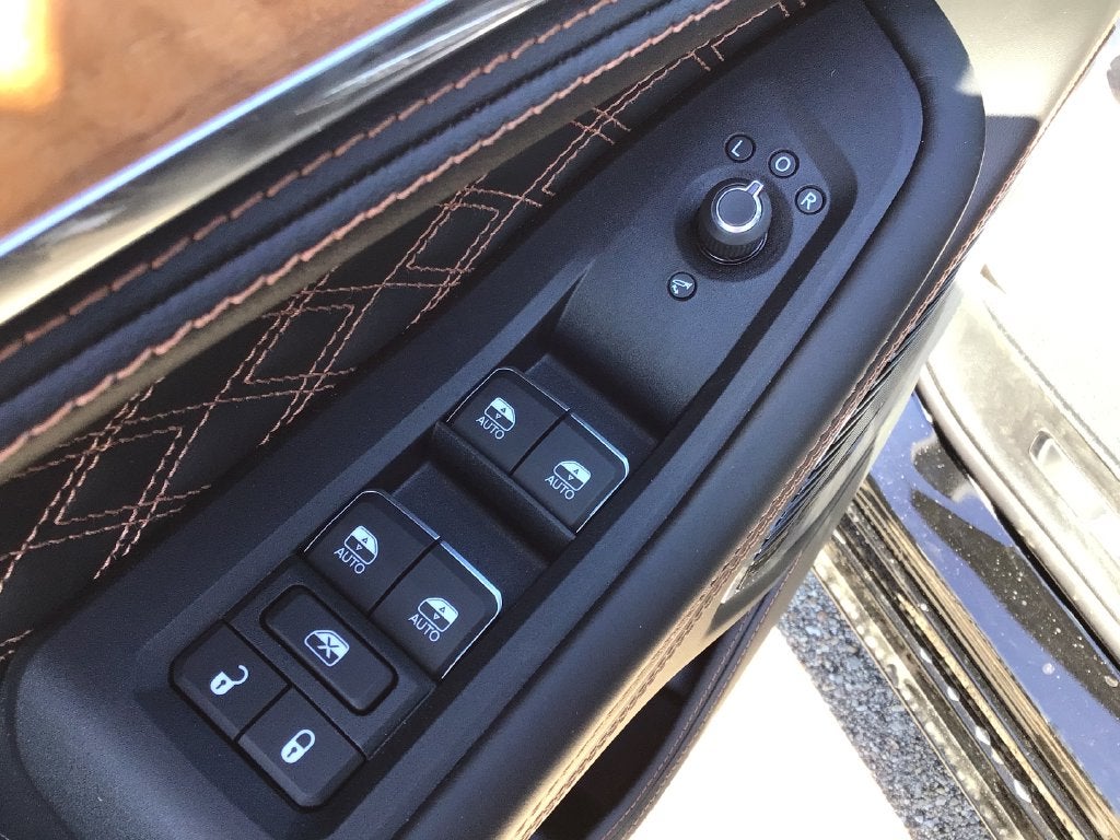 2027 Jeep Grand Cherokee GRAND CHEROKEE SUMMIT 4X4