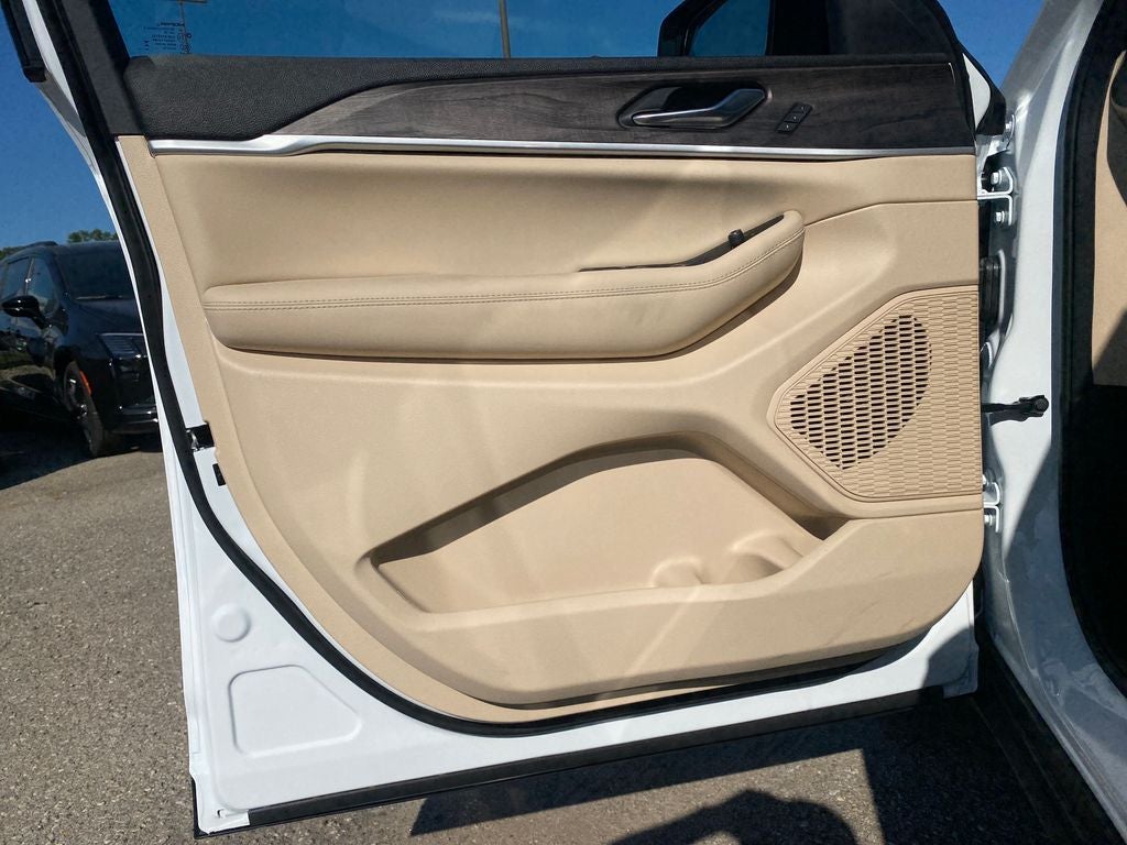 2027 Jeep Grand Cherokee Limited