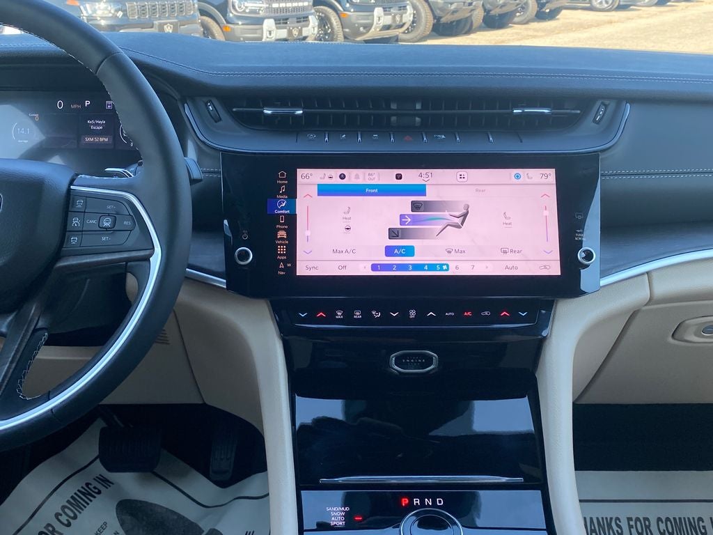 2027 Jeep Grand Cherokee Limited