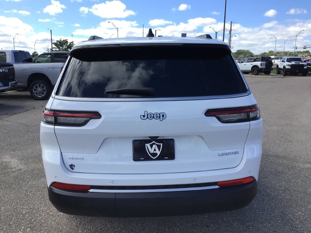 2027 Jeep Grand Cherokee Limited