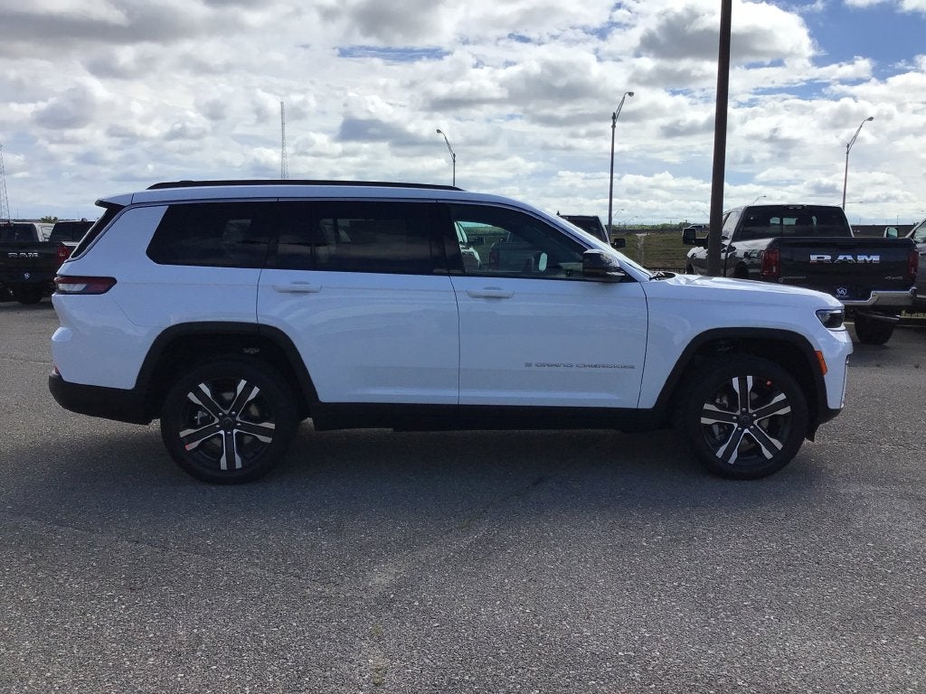 2027 Jeep Grand Cherokee Limited