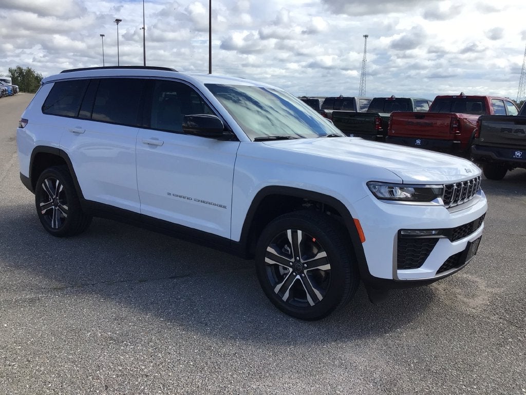 2027 Jeep Grand Cherokee Limited