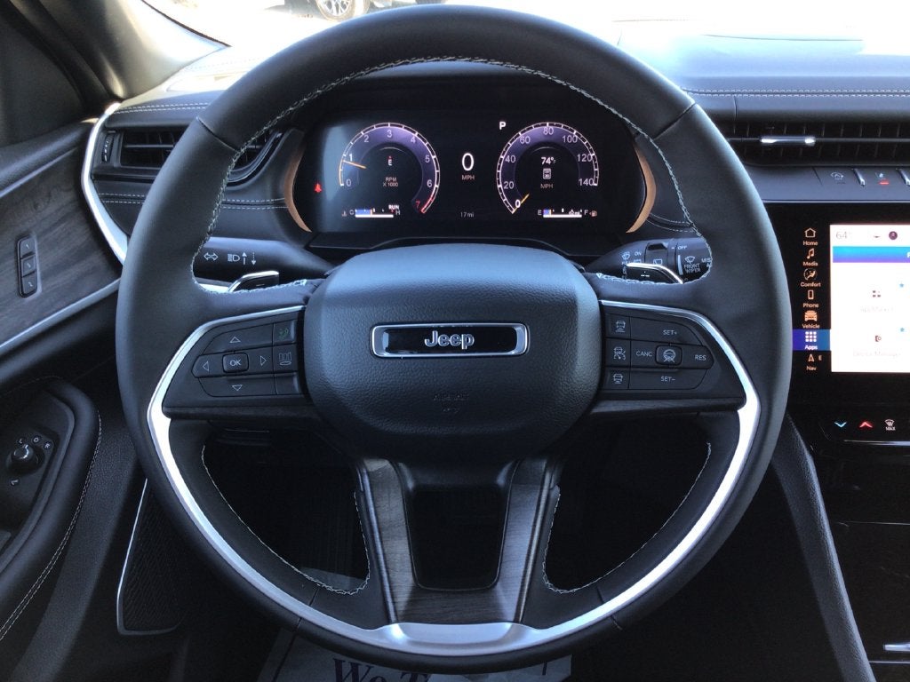 2027 Jeep Grand Cherokee GRAND CHEROKEE L LIMITED RESERVE 4X4