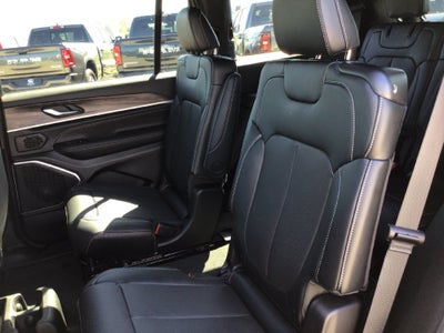 2027 Jeep Grand Cherokee GRAND CHEROKEE L LIMITED RESERVE 4X4