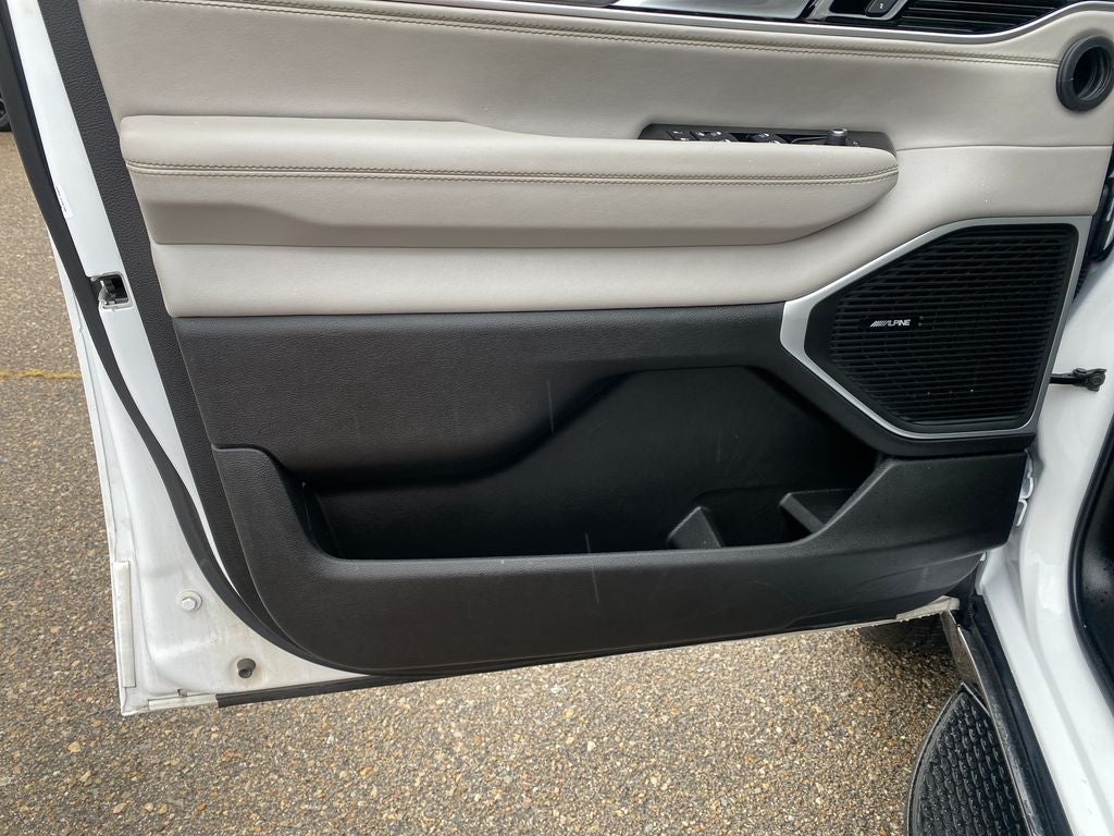 2025 Jeep Wagoneer L Series III 4x4