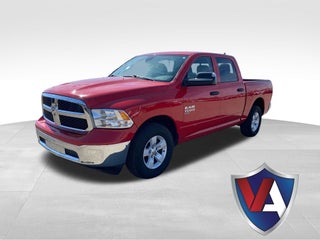 2023 RAM 1500 Classic SLT Crew Cab 4x4 5'7' Box
