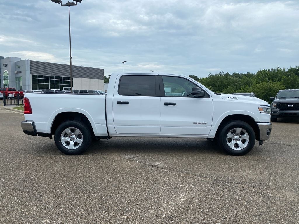 2025 RAM 1500 Big Horn Crew Cab 4x4 5'7' Box
