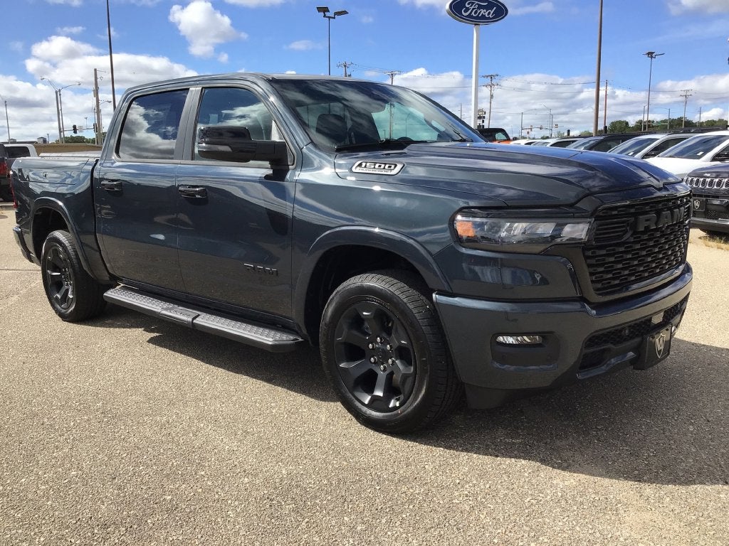 2027 RAM Ram 1500 RAM 1500 BIG HORN CREW CAB 4X4 5'7' BOX