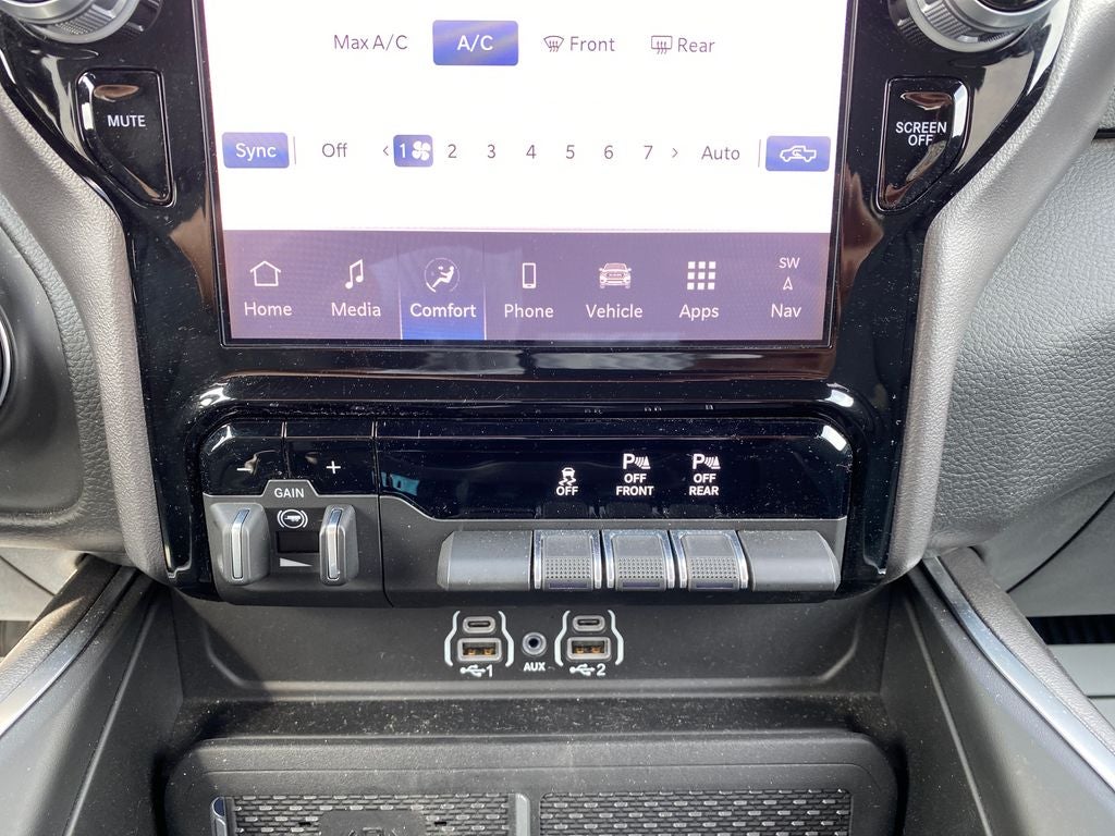 2026 RAM 1500 Big Horn Crew Cab 4x4 5'7' Box