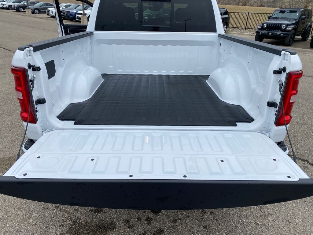 2026 RAM 1500 Big Horn Crew Cab 4x4 5'7' Box