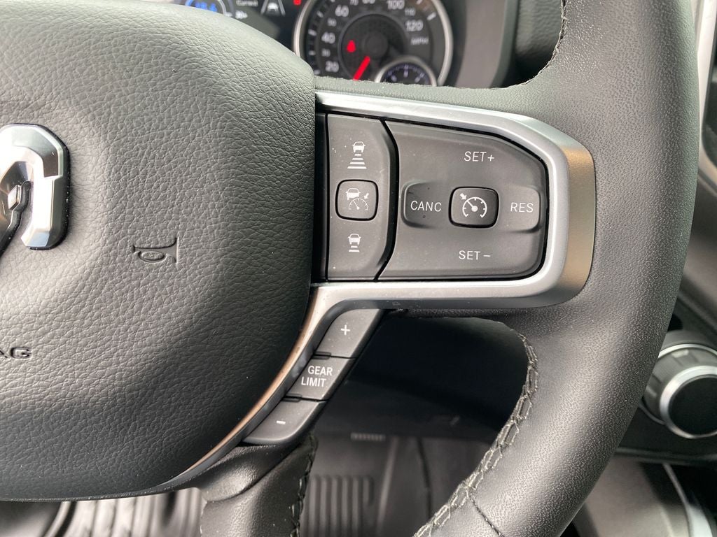 2026 RAM 1500 Big Horn Crew Cab 4x4 5'7' Box