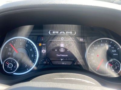 2026 RAM Ram 1500 RAM 1500 EXPRESS CREW CAB 4X4 5'7' BOX