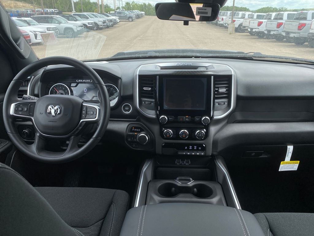 2026 RAM Ram 1500 RAM 1500 EXPRESS CREW CAB 4X4 5'7' BOX