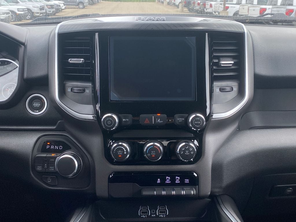 2026 RAM Ram 1500 RAM 1500 EXPRESS CREW CAB 4X4 5'7' BOX