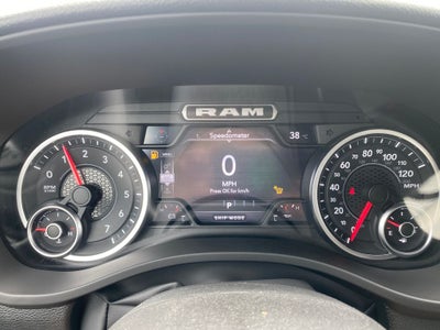 2026 RAM Ram 1500 RAM 1500 EXPRESS CREW CAB 4X4 5'7' BOX