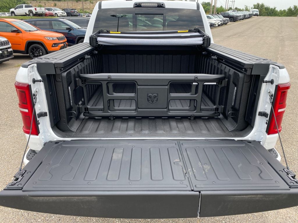 2026 RAM Ram 1500 RAM 1500 LIMITED CREW CAB 4X4 5'7' BOX