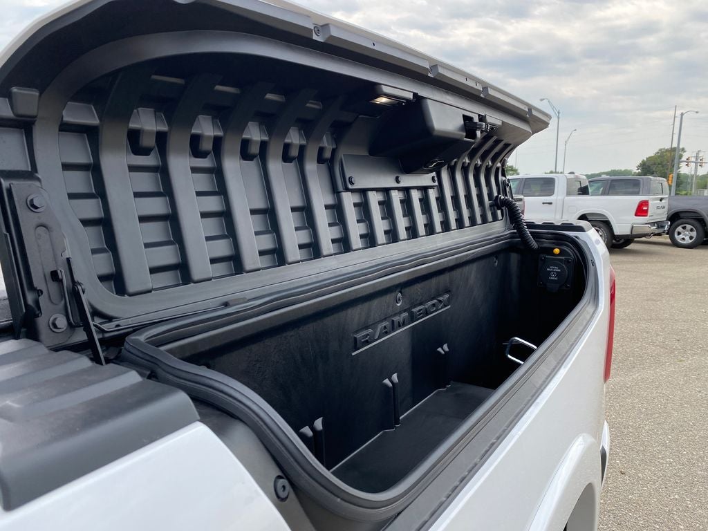 2026 RAM Ram 1500 RAM 1500 LIMITED CREW CAB 4X4 5'7' BOX