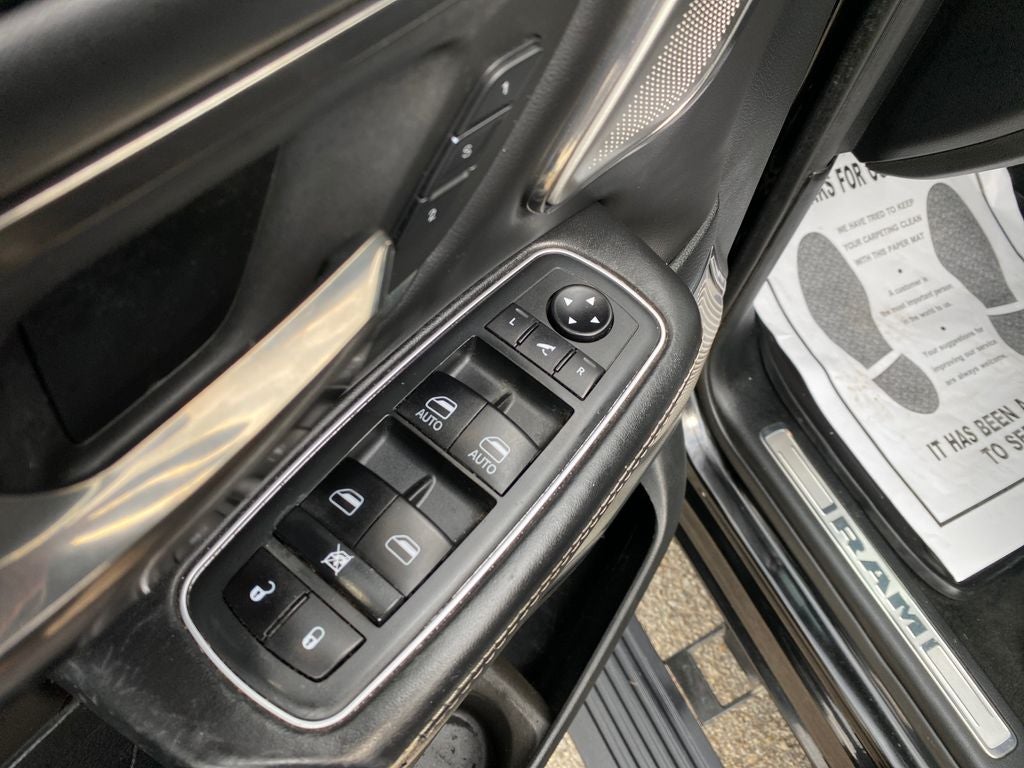2020 RAM 1500 Limited Crew Cab 4x4 5'7' Box