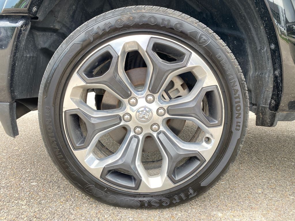 2020 RAM 1500 Limited Crew Cab 4x4 5'7' Box