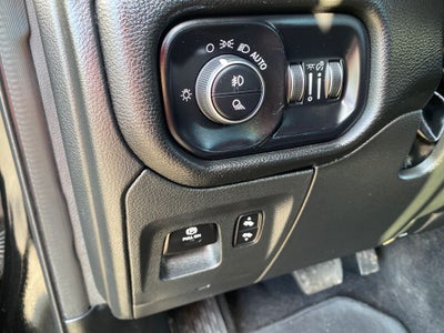 2025 RAM 1500 Laramie Crew Cab 4x4 5'7' Box