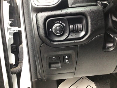 2025 RAM 1500 Laramie Crew Cab 4x4 5'7' Box