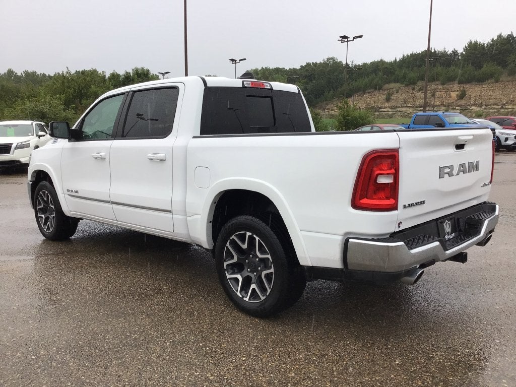 2025 RAM 1500 Laramie Crew Cab 4x4 5'7' Box