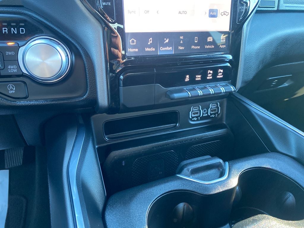 2024 RAM 1500 Laramie Crew Cab 4x4 5'7' Box