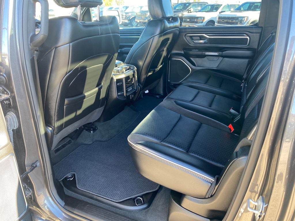 2024 RAM 1500 Laramie Crew Cab 4x4 5'7' Box