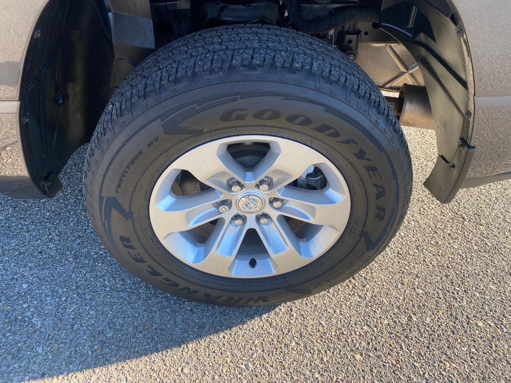 2024 RAM 1500 Laramie Crew Cab 4x4 5'7' Box