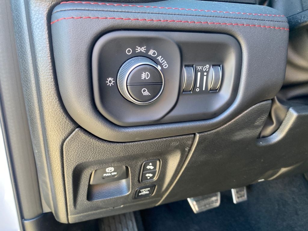 2025 RAM 1500 RHO Crew Cab 4x4 5'7' Box