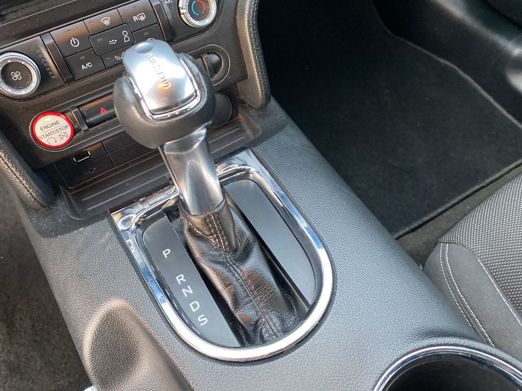 2016 Ford Mustang V6