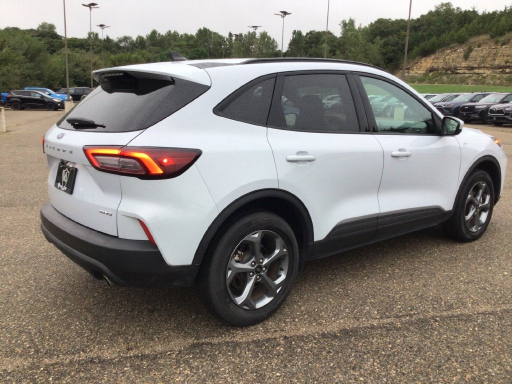 2025 Ford Escape ST-Line Select