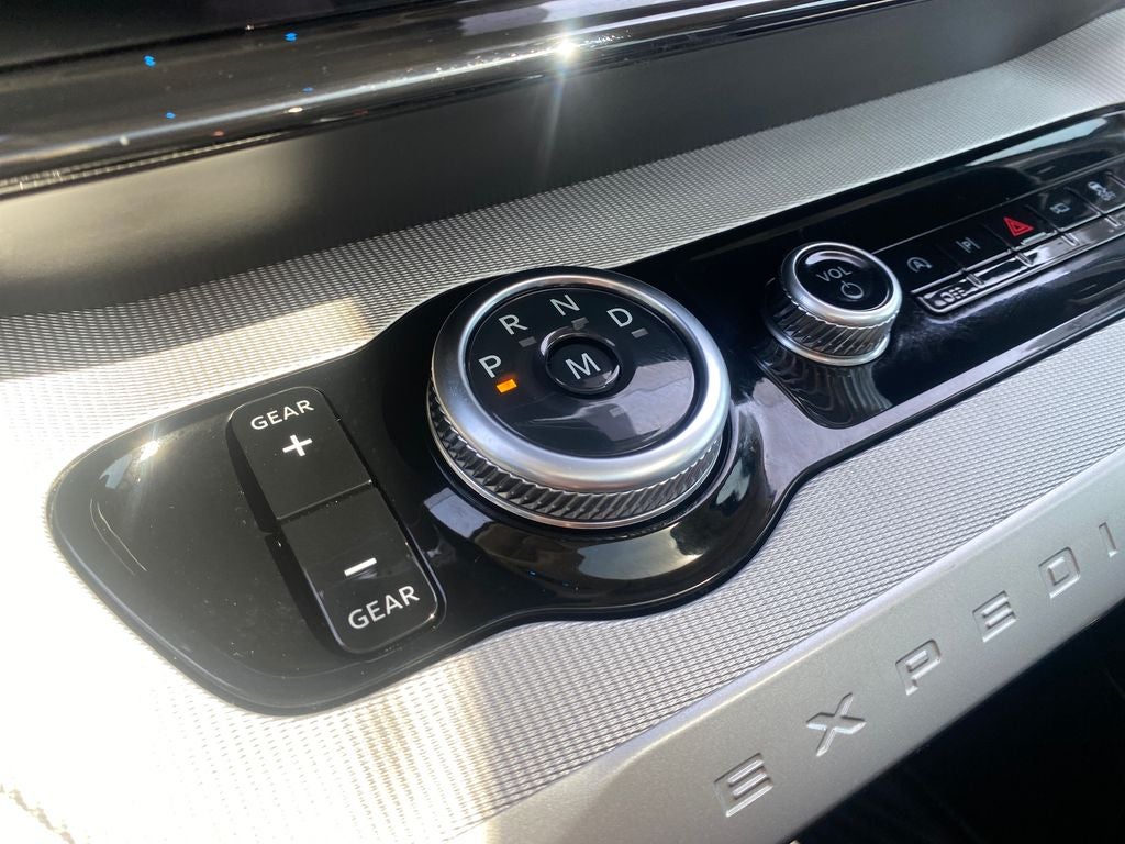2025 Ford Expedition Active MAX