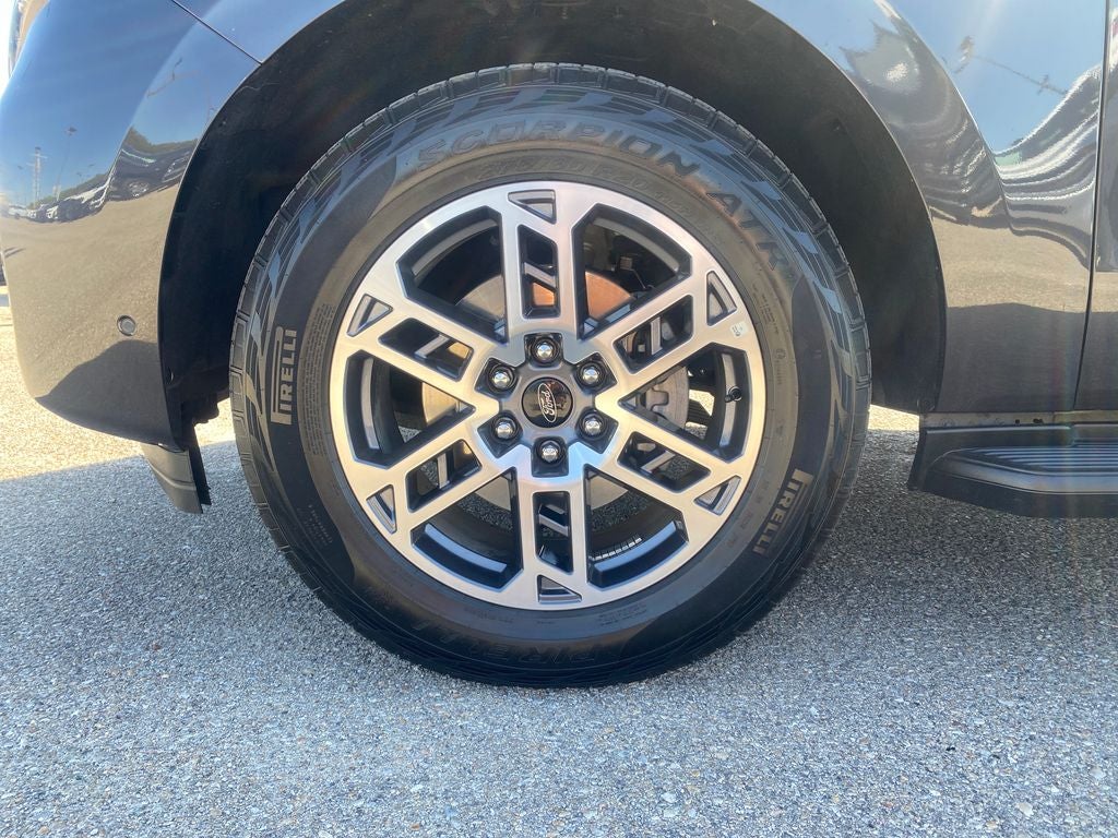 2025 Ford Expedition Active MAX