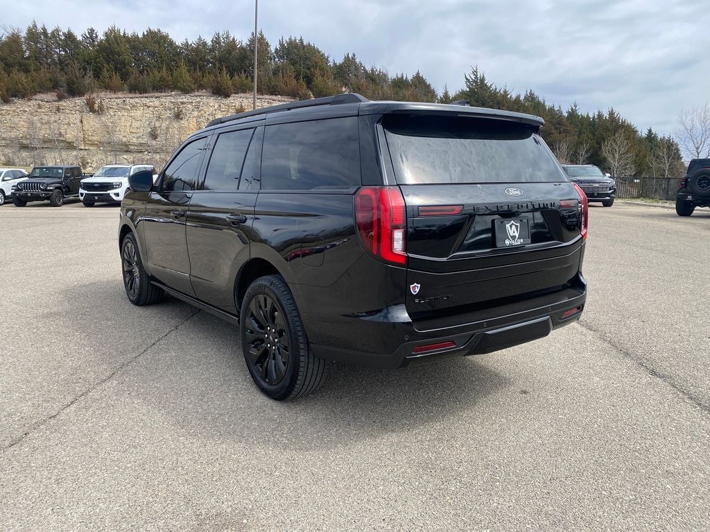 2025 Ford Expedition Platinum