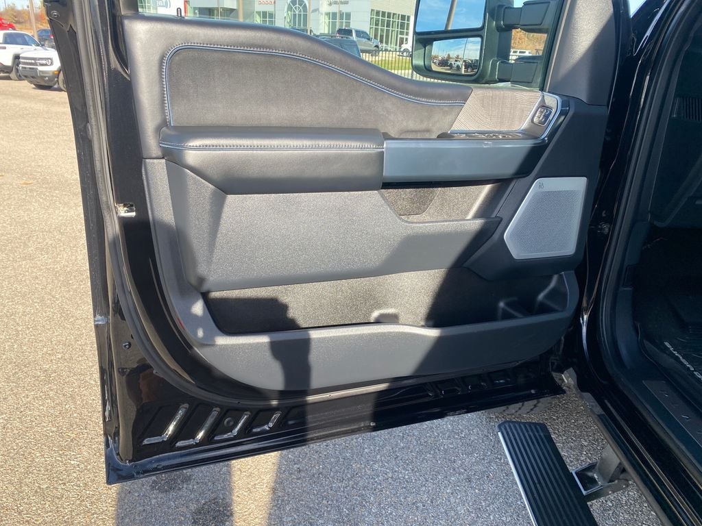 2025 Ford F-250 Platinum