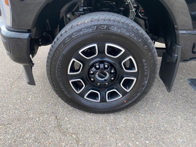 2025 Ford F-250 Platinum