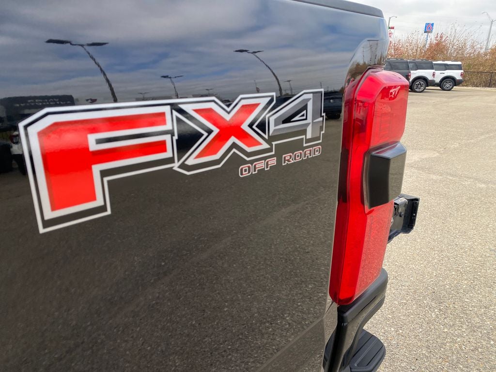 2025 Ford F-250 Platinum