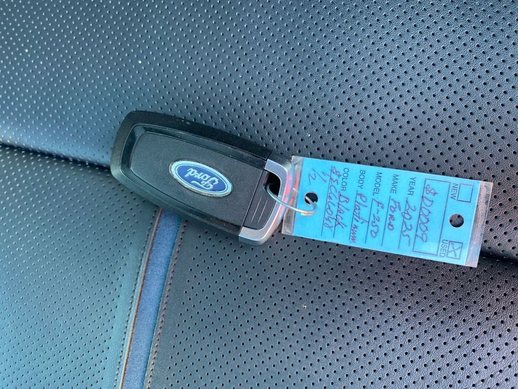 2025 Ford F-250 Platinum