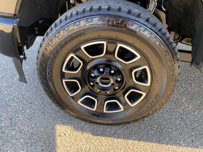 2025 Ford F-250 Platinum