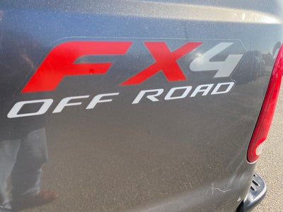 2004 Ford F-250SD XL